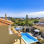 Villa Graca By *